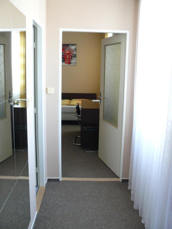 Hotel Bila Ruze Brno Værelse billede